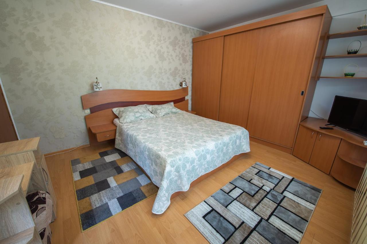 Monik Apartament ซินายา ภายนอก รูปภาพ